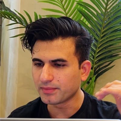 Photo of Muneeb Khan, Engineering Lead @Binance
